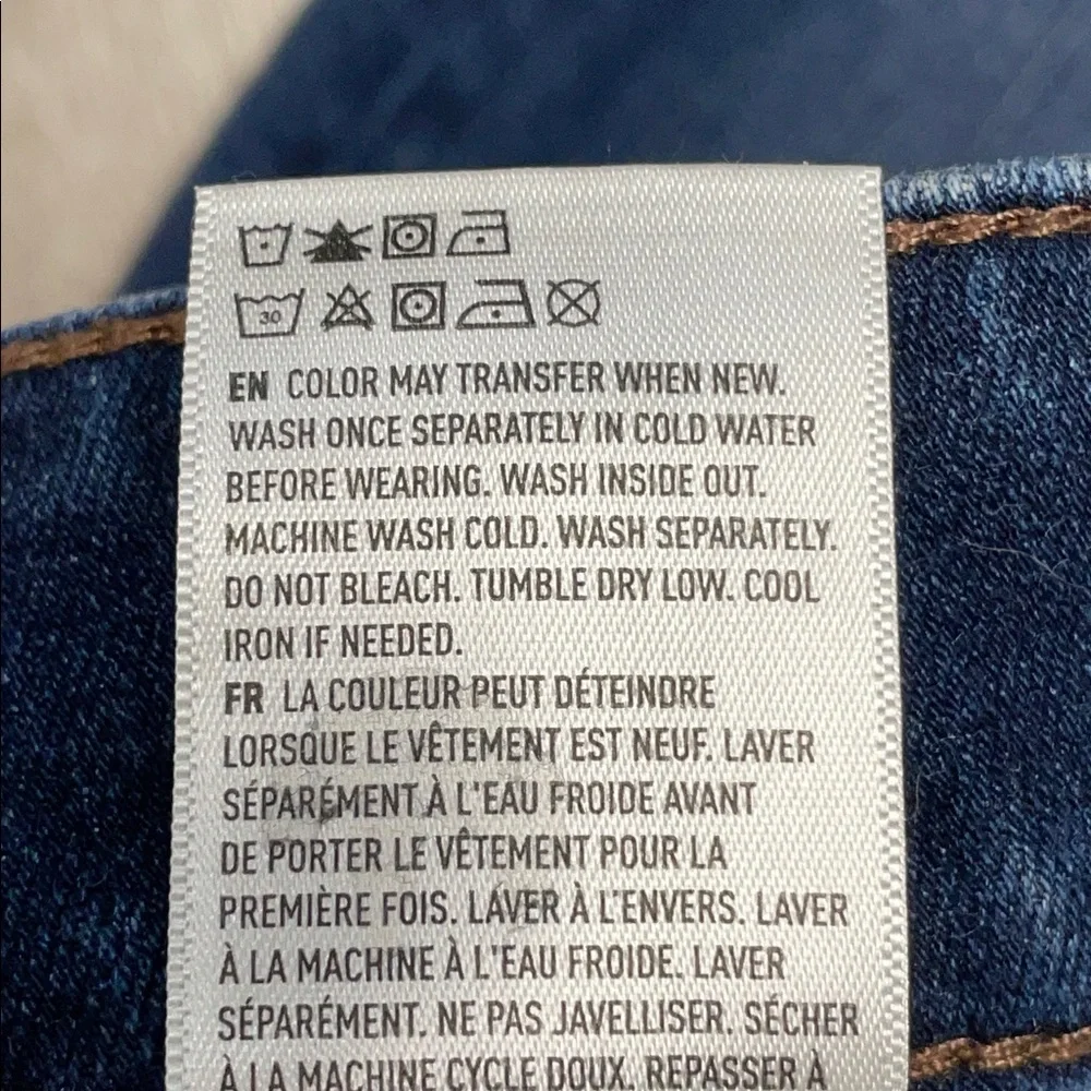 NWOT American Eagle The Dream Jean Hi Rise Jegging Distressed Hem 4